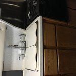 B190 Internal Sink Cabinets 1